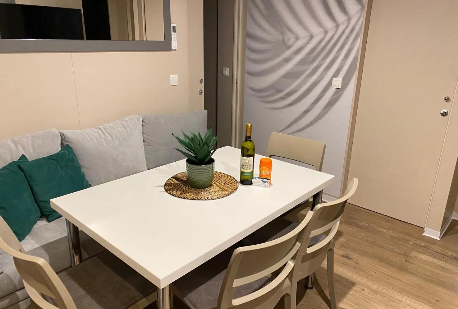 Mobile Home Anja Biograd Na Moru Kroatien
